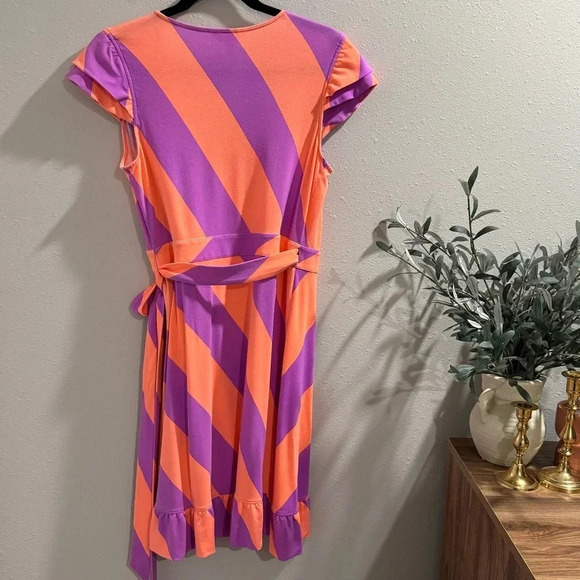 Lilly Pulitzer Adriel Wrap Dress Always a Party Striped Wrap Dress Size Medium - Picture 2 of 8